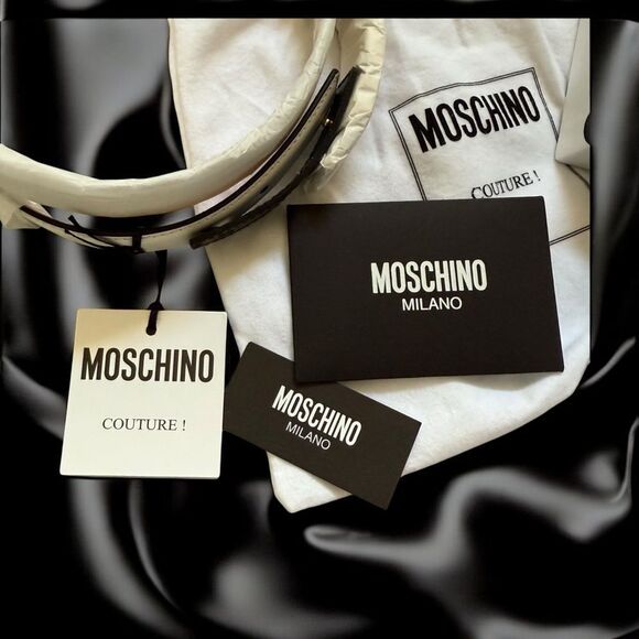 New Authentic Moschino Couture Belt Woman White Size 42 Model 7 A8006 1” Width - Picture 8 of 11
